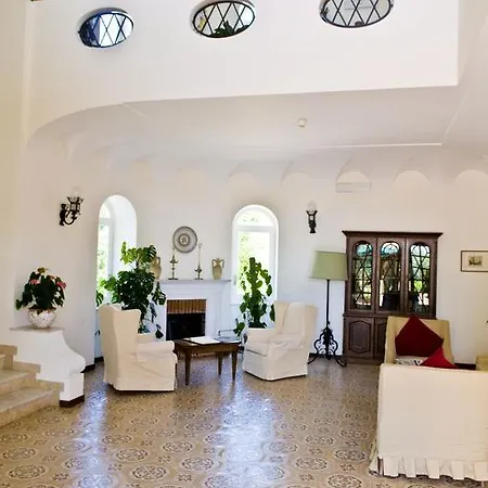 Hotel Sarah 4*