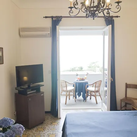 Hotel Sarah 4*