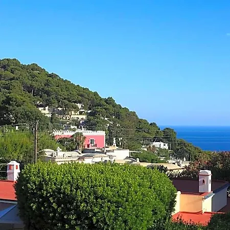 Sarah Hotel 4*