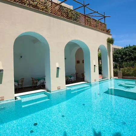 Hotel Sarah