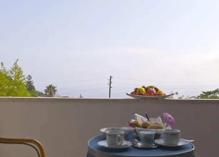 Отель Sarah Капри