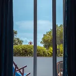 Sarah Hotel 4*