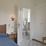 Hotel Sarah