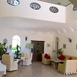 Sarah 4*