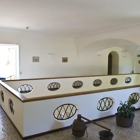 Sarah Hotel 4*